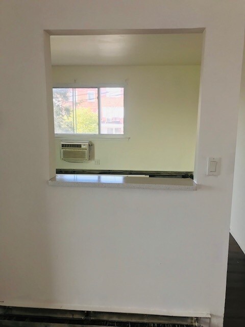 Building Photo - 62 64th St