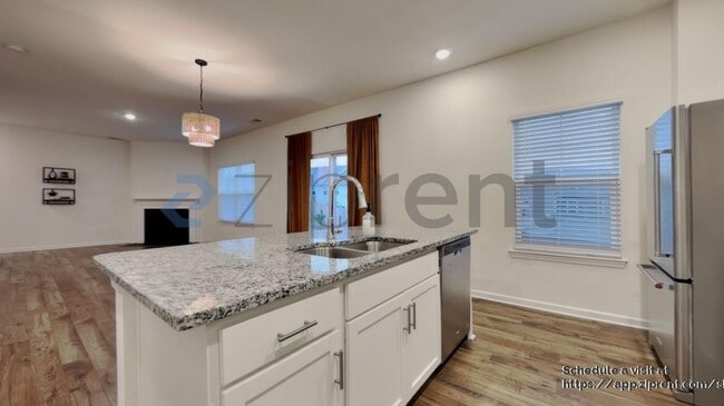 Building Photo - 12166 Lillibridge Crossing Ln