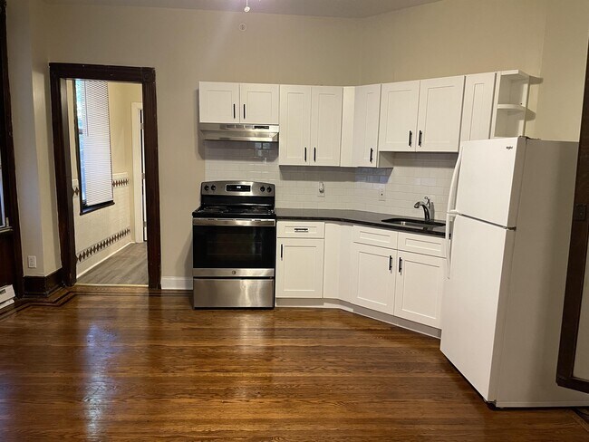 Primary Photo - 1227 W Allegheny Ave