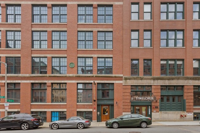 Building Photo - 63 Melcher St