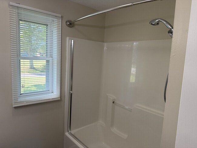 Building Photo - 3755 N County Rd 600 W