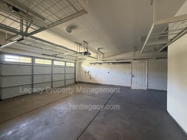 Building Photo - 8843 Latigo Ct