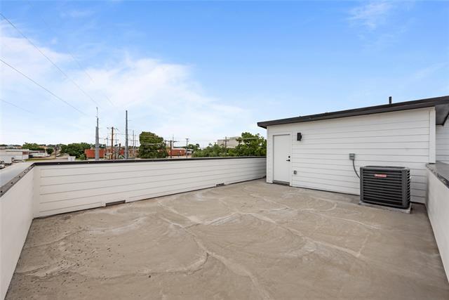Building Photo - 5805 Riverside Dr