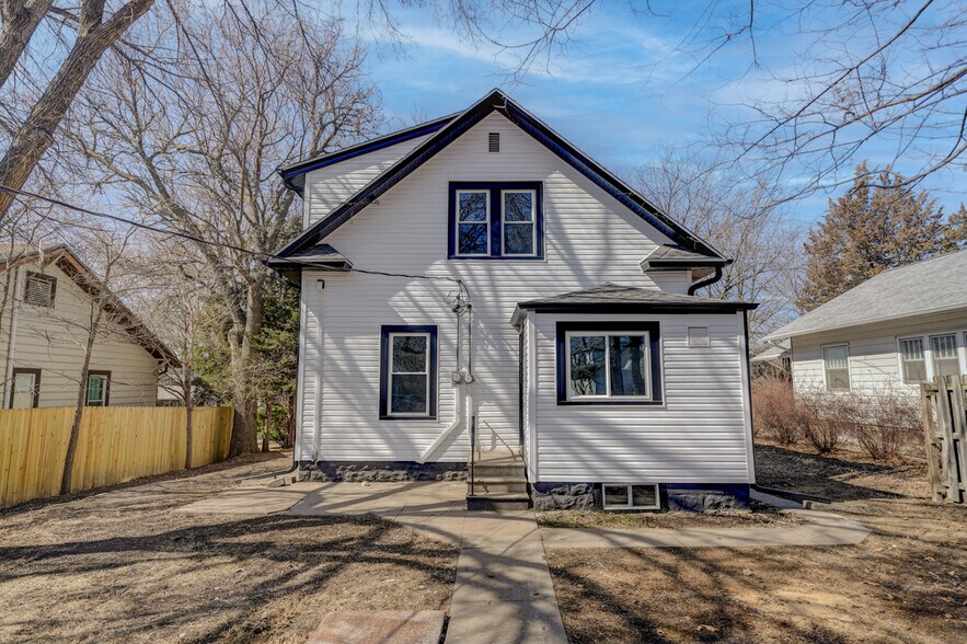 Building Photo - 818 S 31st St