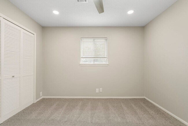 Building Photo - 8340 E 23rd St