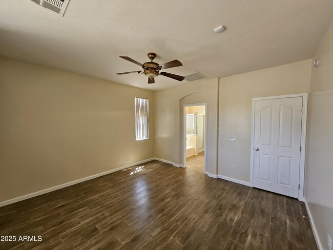 Building Photo - 14574 W Shaw Butte Dr