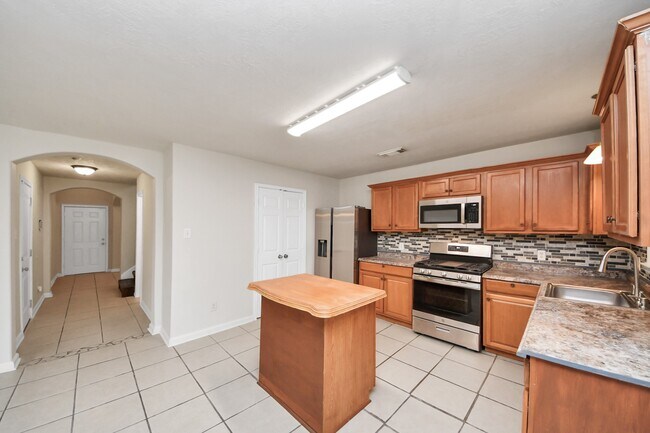 Building Photo - 21710 Oriole Trail