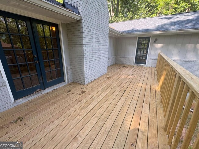 Building Photo - 3988 Valley Park Dr SW