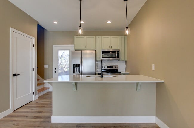 Building Photo - 102 Rosenwald St