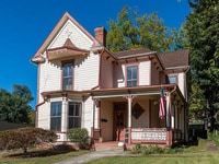 Building Photo - 826 N Augusta St