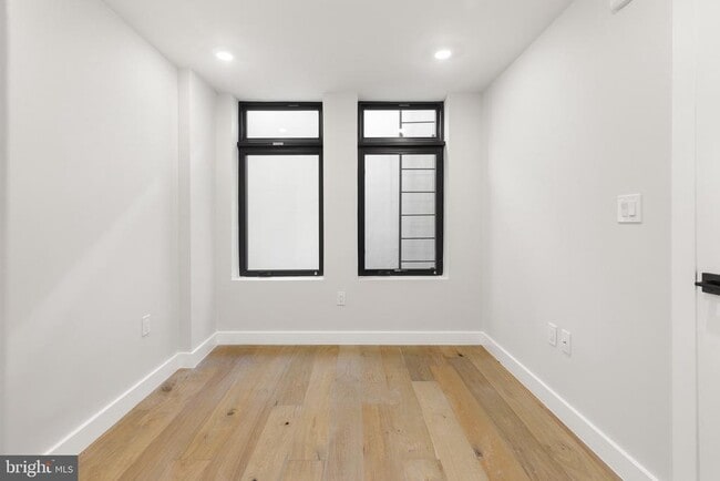 Building Photo - 1208 M St NW