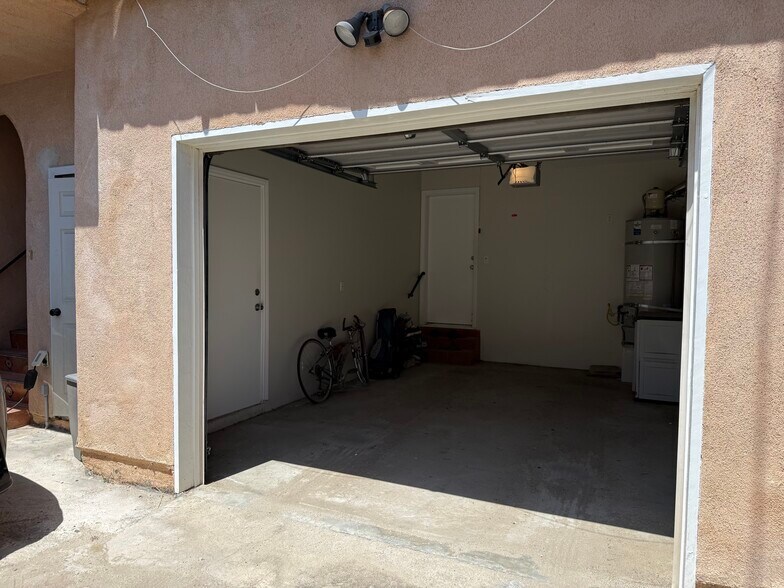 Building Photo - 4907 S Centinela Ave