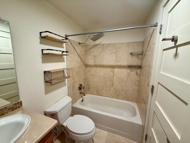 Building Photo - Belmont Lofts - Capitol Hill