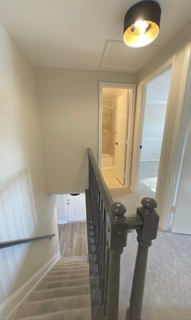 Building Photo - 1761 Aberdeen Cir