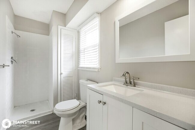 Building Photo - 3909 S Summit Ridge Dr