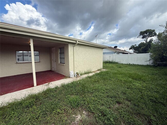 Building Photo - 3525 Springfield Dr