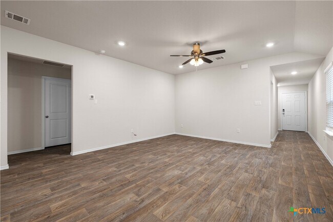 Building Photo - 2881 Brogan Creek