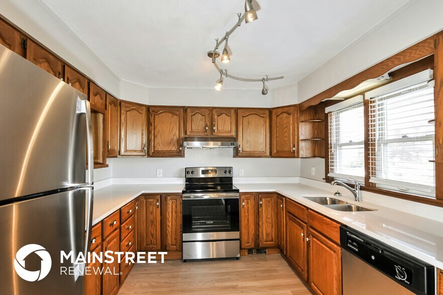 Building Photo - 1319 N Third St