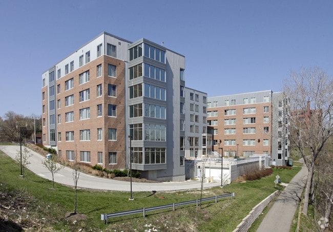 Building Photo - RiverView Residence Hall
