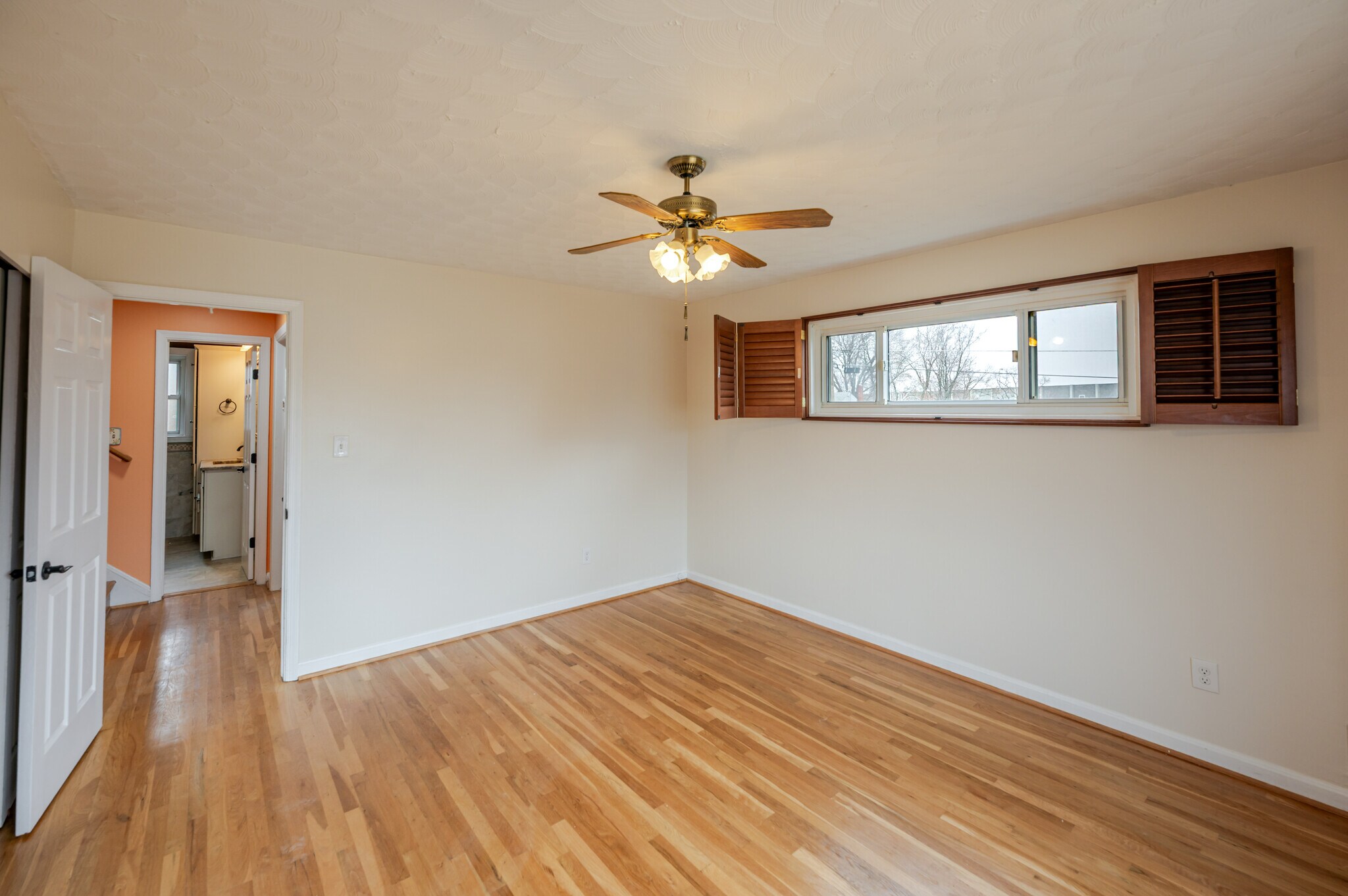 Building Photo - 5806 Flanders St