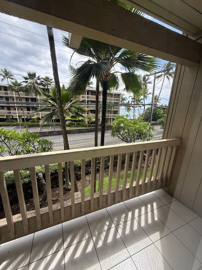 Building Photo - Furnished Studio with Lanai at Kona Bali Kai