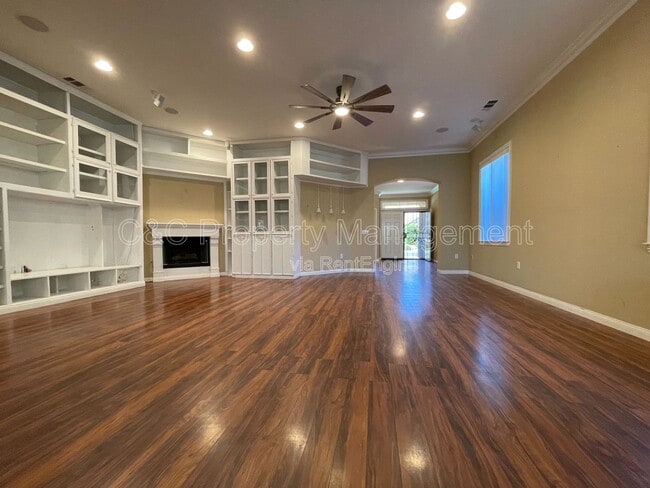 Building Photo - 392 Bjorn Ct