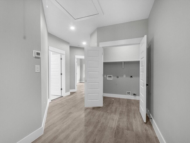 Building Photo - 8010 Easter St