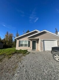 Building Photo - 4020-4026 W Lamont Way
