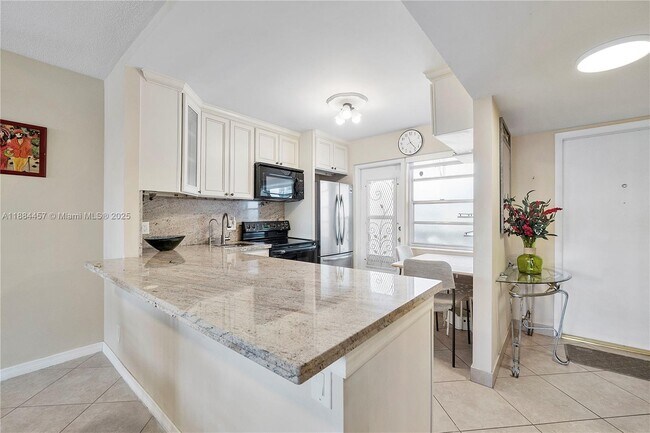 Building Photo - 3199 S Ocean Dr
