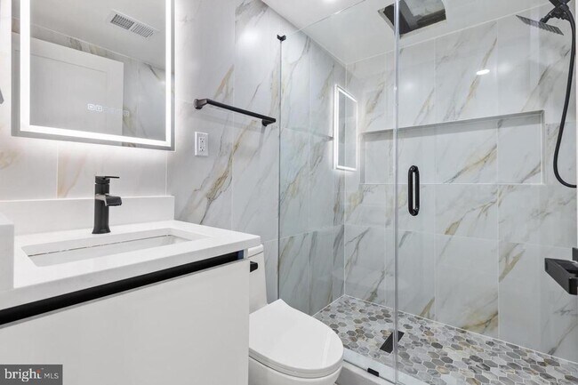 Building Photo - 3923 14th St NW