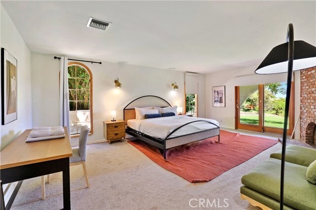 Building Photo - 7161 Grasswood Ave