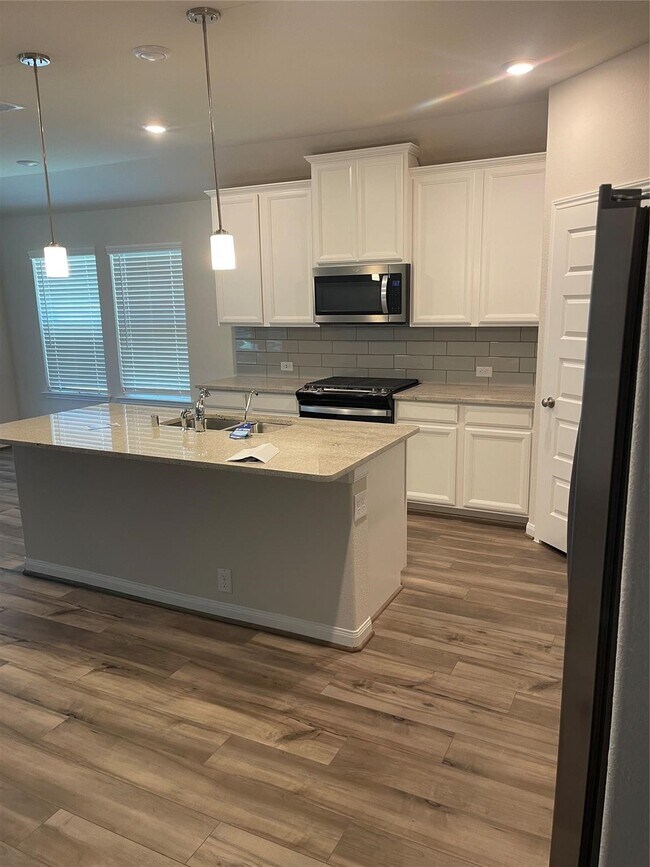 Building Photo - 1203 Muscadine Hollow Ln