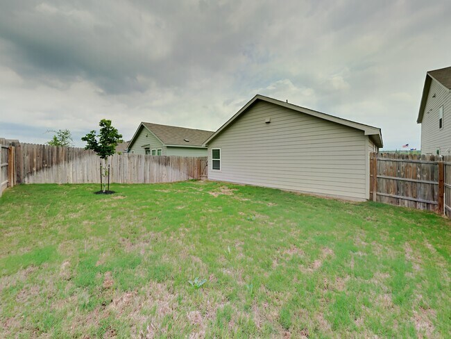 Building Photo - 13822 Buffalo Valley