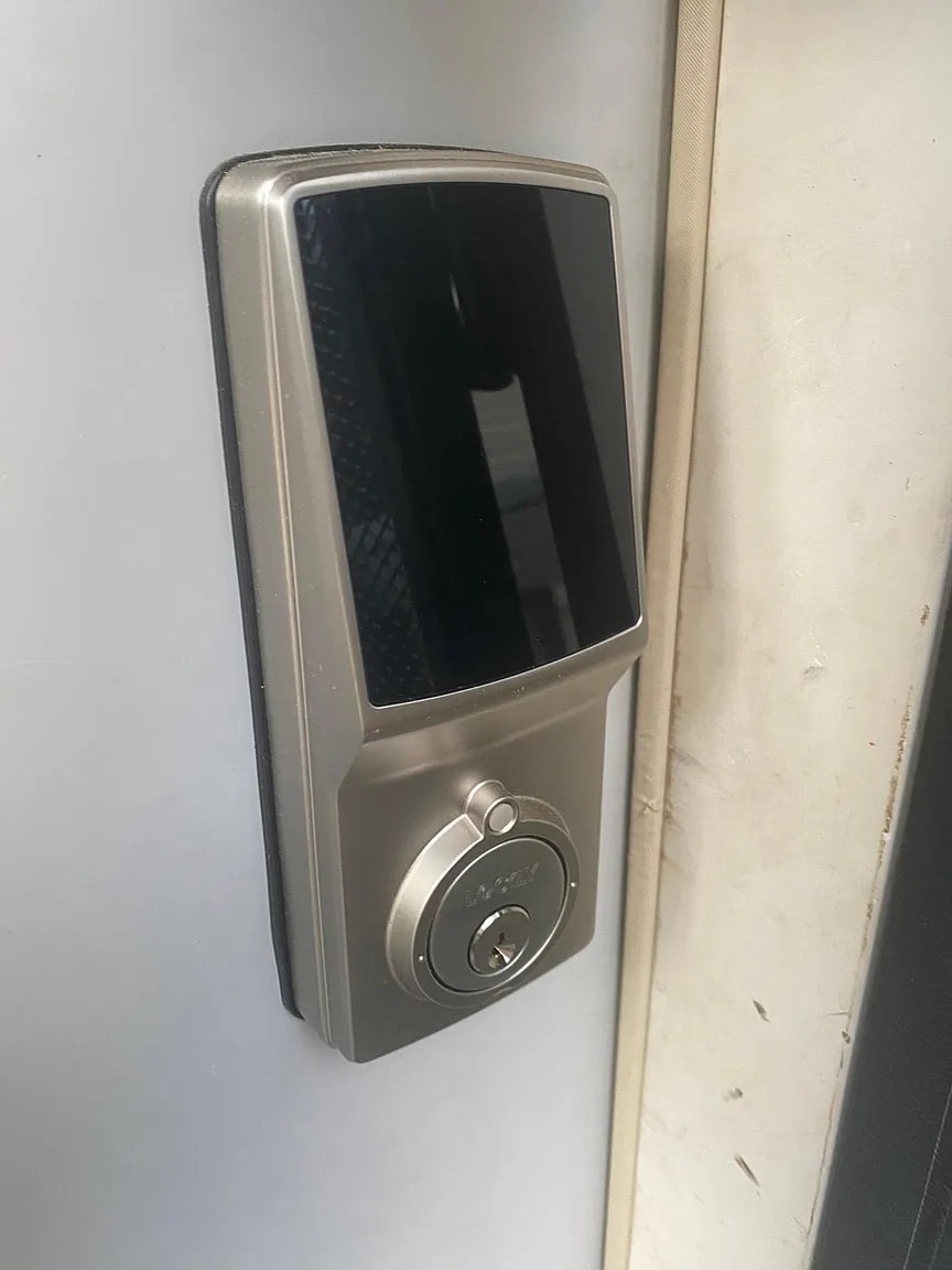 Building Photo - Room in Duplex on Jones Ave NW