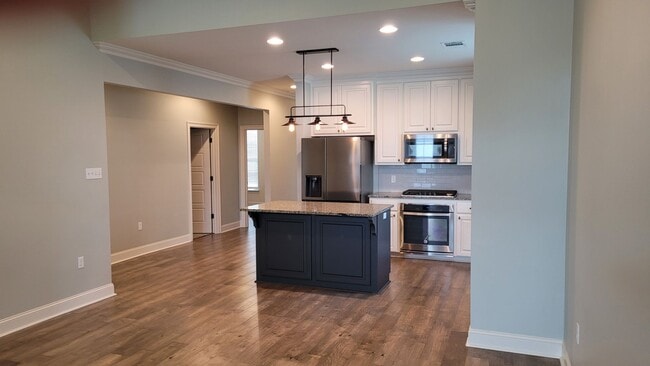 Building Photo - Beautiful 4 bedroom popular Lexington Park