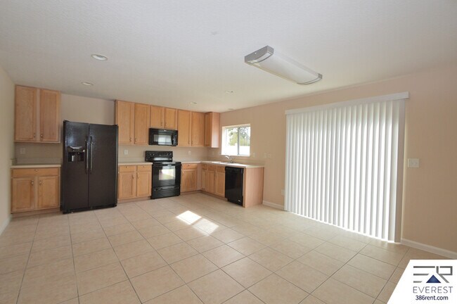 Building Photo - 38 Russo Dr