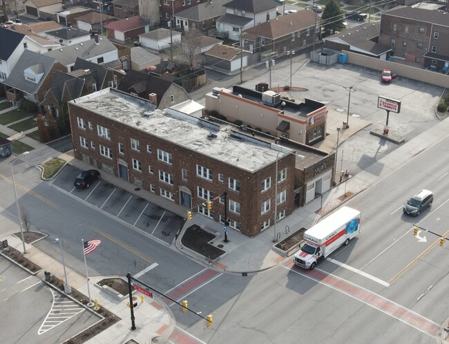 Building Photo - 4104 Grand Blvd
