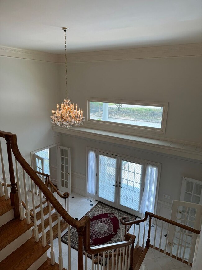 Building Photo - A MUST see off Pelham Road!