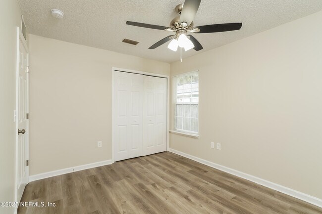 Building Photo - 737 Cypress Ave N