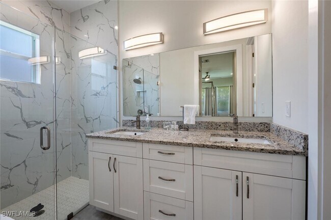 Building Photo - 2737 Linda Dr