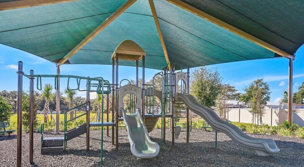 Building Photo - 1305 Current Pl