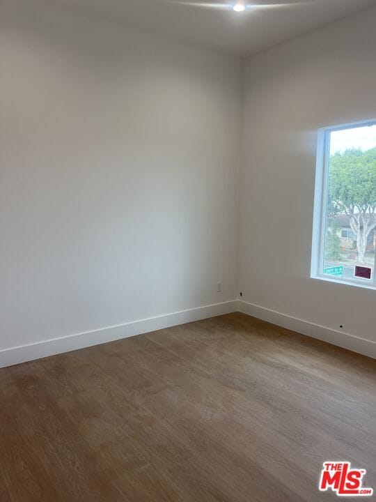 Building Photo - 2707 Ruhland Ave