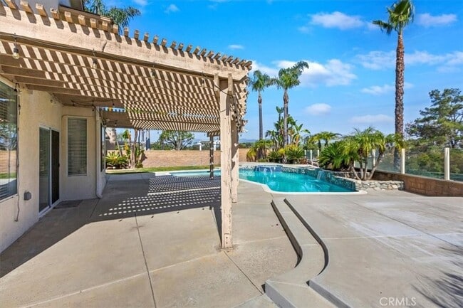 Building Photo - 2446 Cll Bienvenida