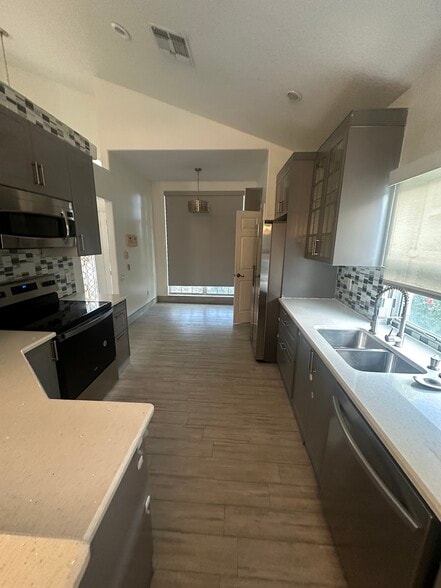 Building Photo - 6417 Winder Oaks Blvd