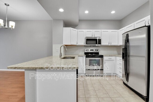 Building Photo - 5392 Allison St