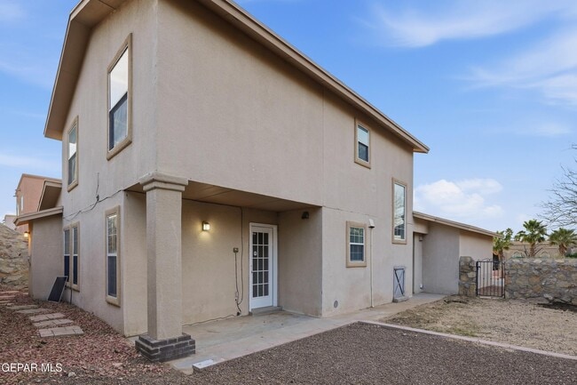 Building Photo - 7536 Le Conte Dr