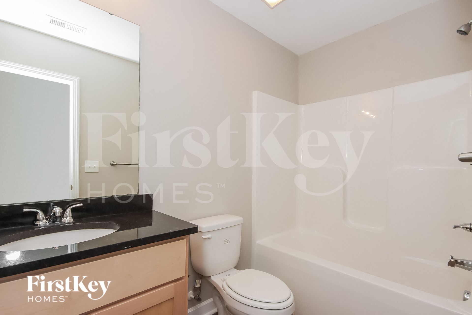 Building Photo - 625 Wilson St