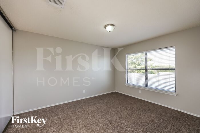 Building Photo - 13423 Alder Creek Dr