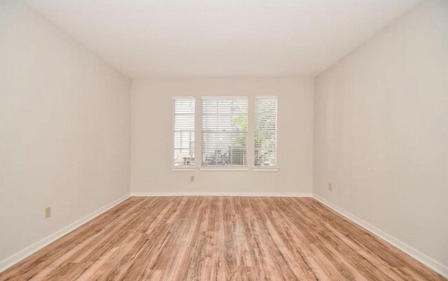 Building Photo - 2333 Bering Dr