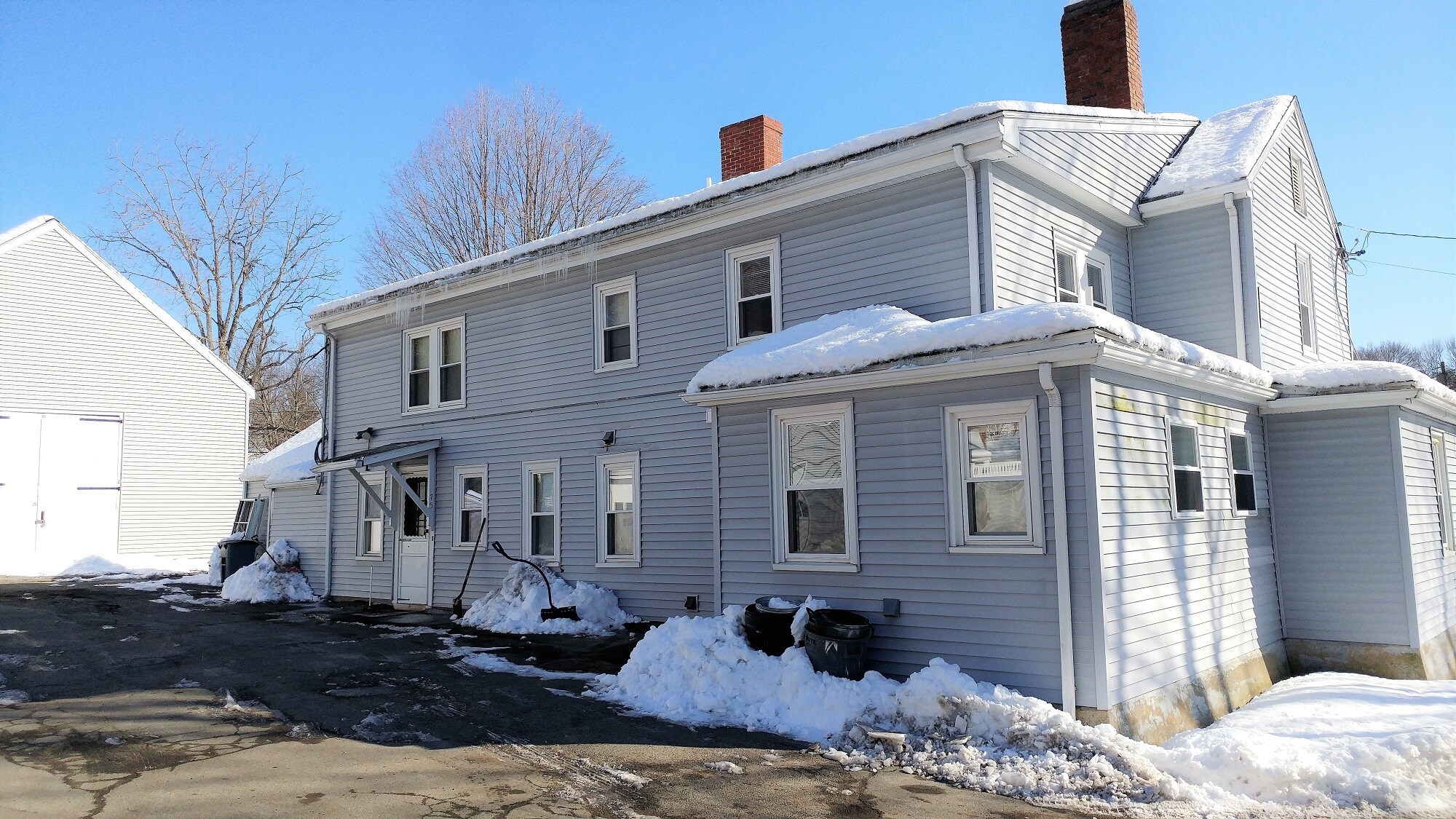 Building Photo - 75 Lincoln St